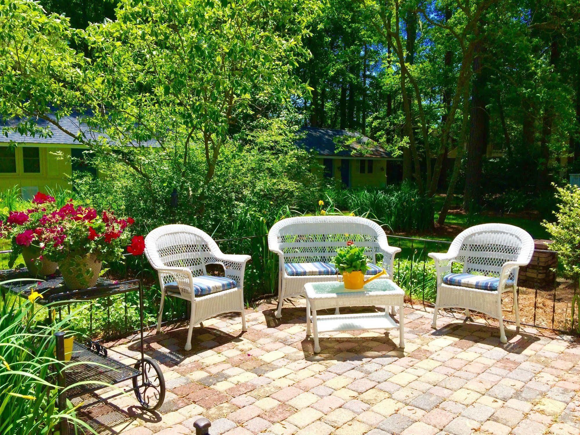Meris Gardens B&B Bethany Beach Exteriör bild