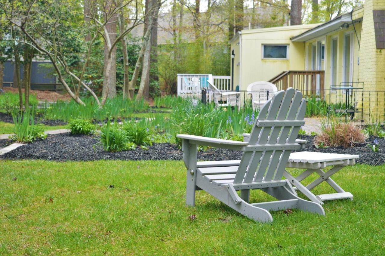 Meris Gardens B&B Bethany Beach Exteriör bild